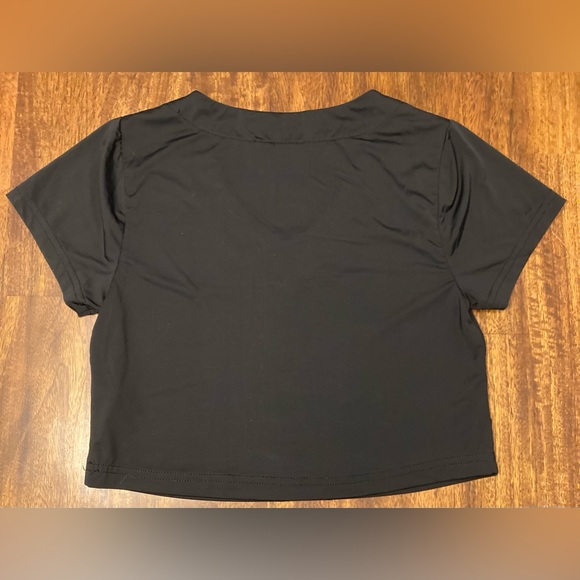 Cyclebar Mono B Crop Top Size Small, Black. Dri Fit. - Picture 2 of 4
